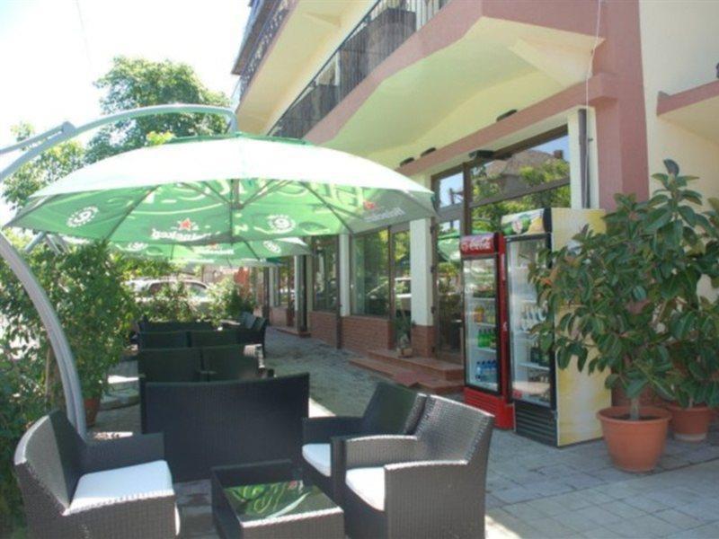 Hotel Coliseum Calafat Extérieur photo