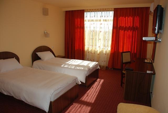 Hotel Coliseum Calafat Chambre photo